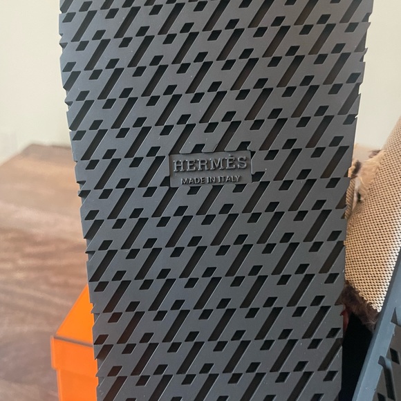 SOLD Hermes Fringe Chypre Sandals - Picture 11 of 13